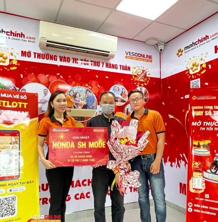 Trao thưởng giải Nhất xe SH Mode kỳ quay 090